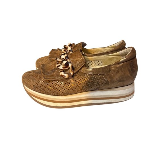 Softwaves 8-8.5 Brown Perforated Platform Sneakers With Faux Tortoise Shell Chai - Picture 1 of 9